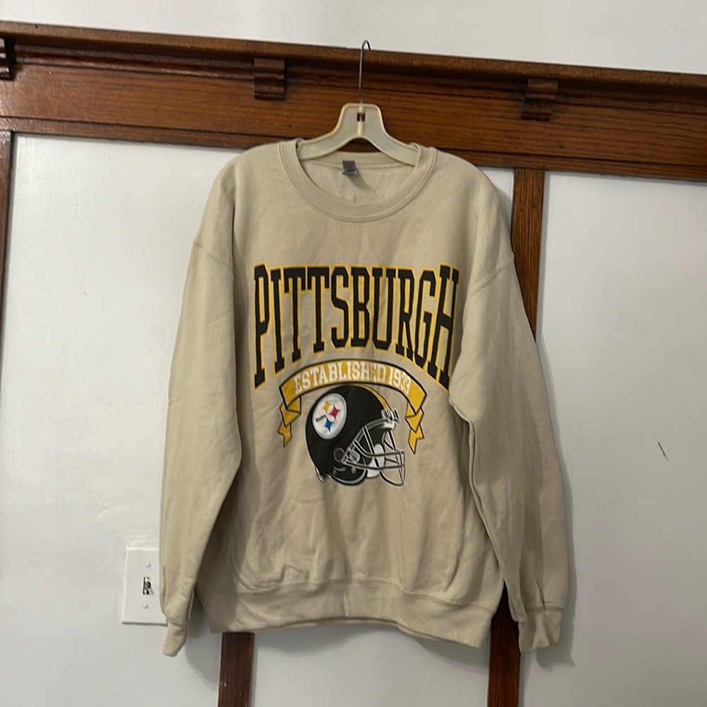 Pittsburgh size large